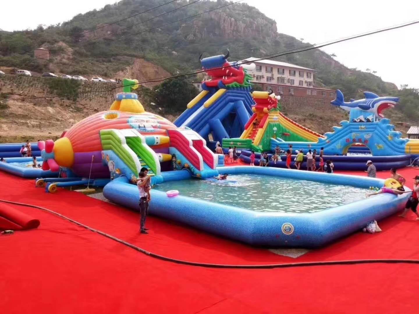 博鳌镇深海潜艇充气水上乐园